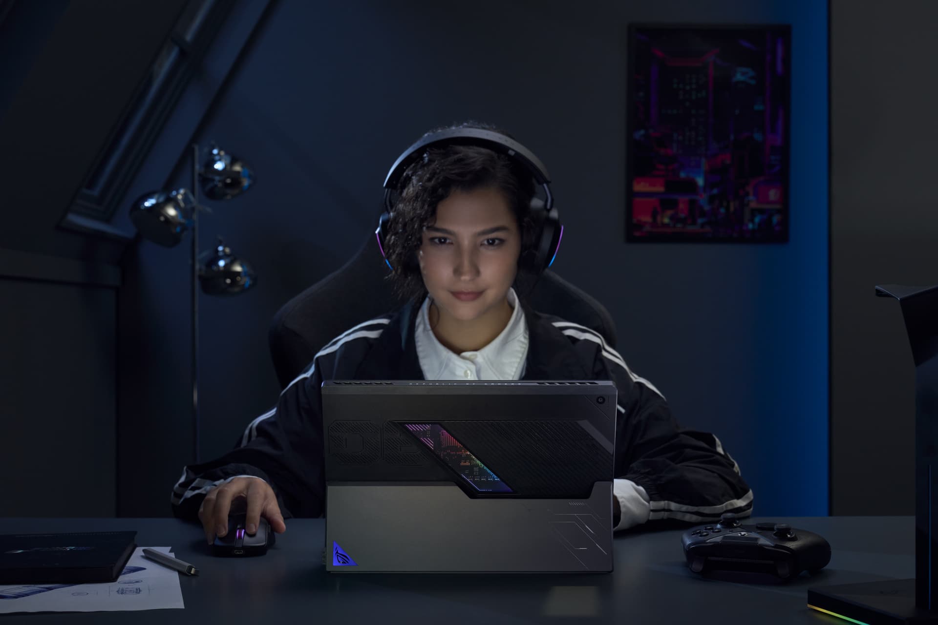 Asus - Convertible 2 en 1 Gaming ASUS ROG Flow Z13 GZ302EA-RU008W, Ryzen Max+ 395, 32GB, 1TB SSD, 13,4', W11. - imagen 29