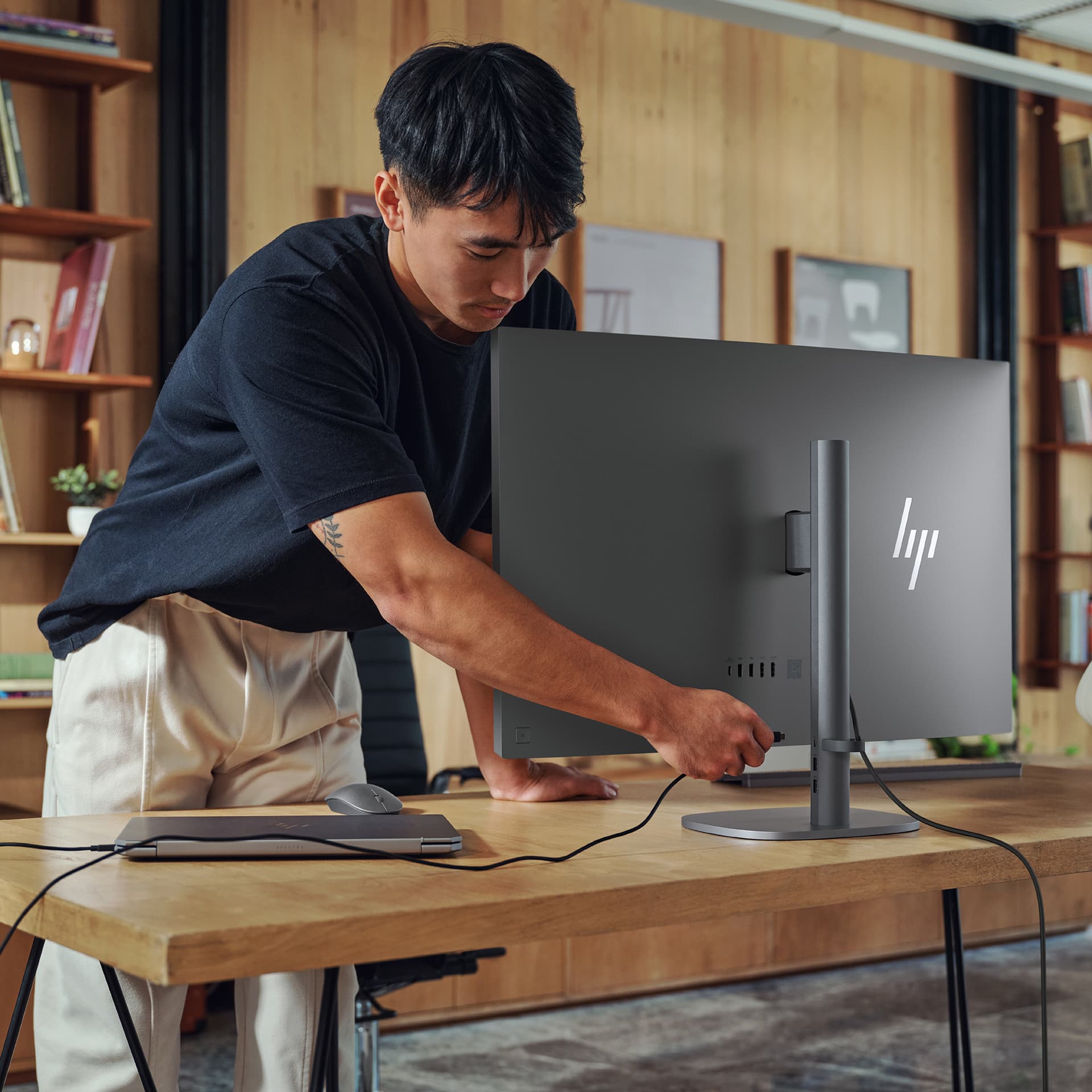 HP - All in One HP OmniStudio X 32-c1000ns, Copilot+PC, Intel Core Ultra 5-226V, 16GB, 1TB SSD, 31,5', W11. - imagen 6