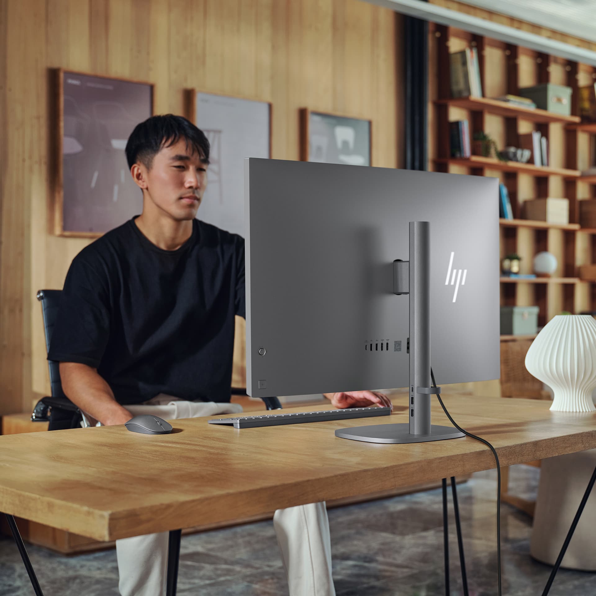 HP - All-in-One HP OmniStudio X 32-c0006ns, Intel Core Ultra 5-125H, 32GB, 1TB SSD, 31,5', W11. - imagen 22