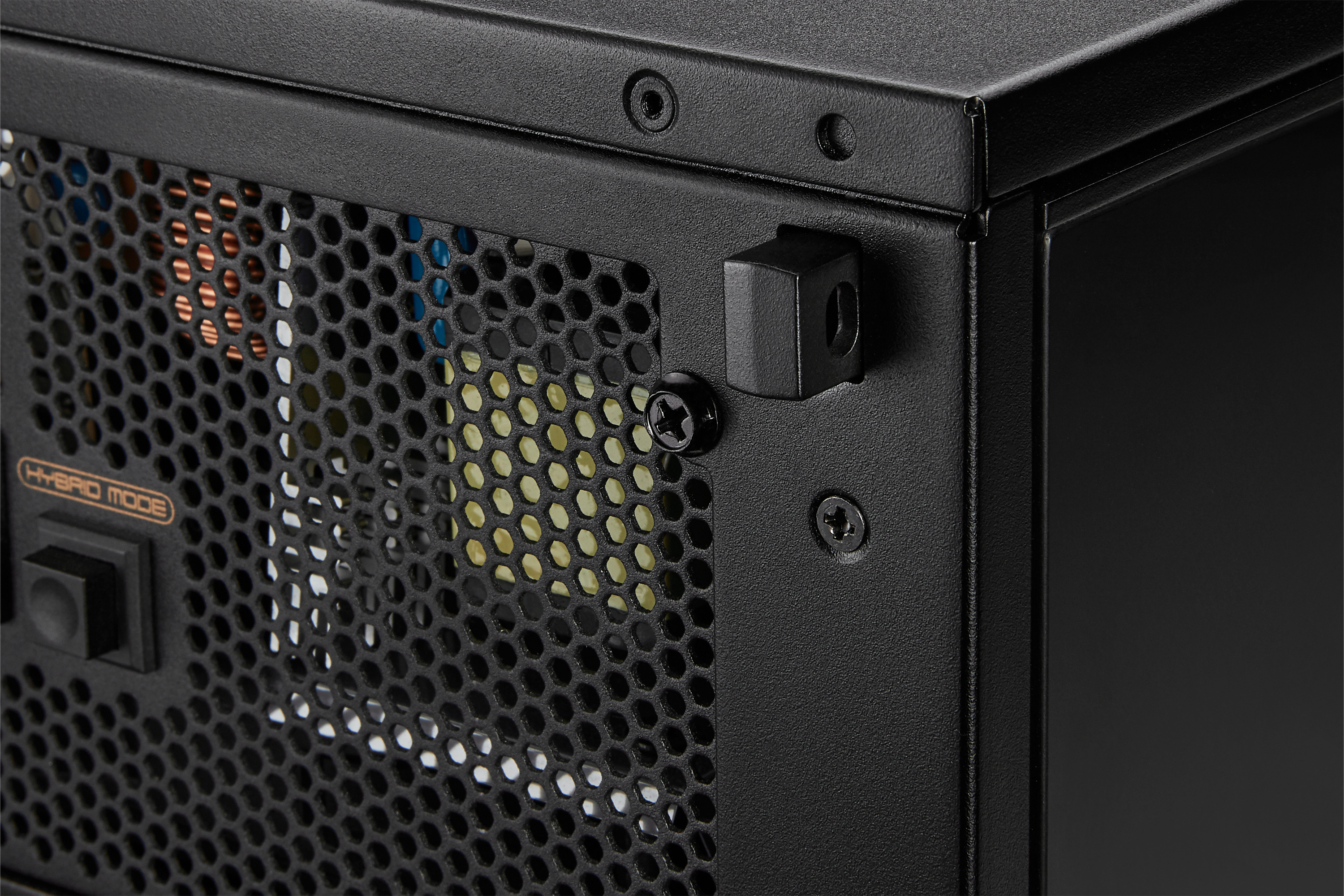 PC gaming - Medion Engineer X30, Intel® Core™ Ultra 7 265F, 32 GB RAM, 2 TB SSD, GeForce RTX™ 5070, Windows 11 Home, RGB, Negro - imagen 37